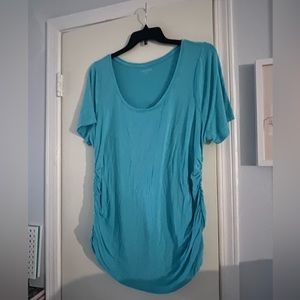 Shirt sleeve plus size shirt in excellent used condition